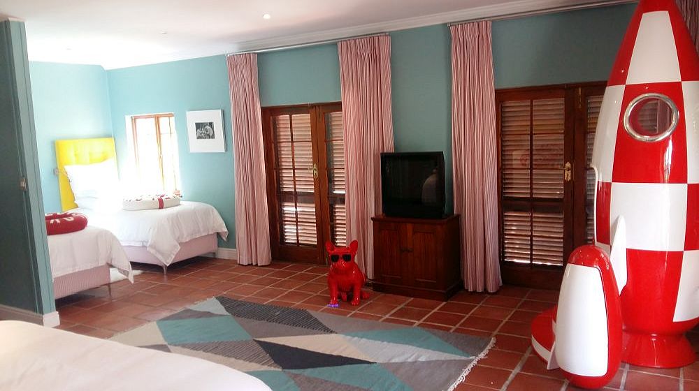A comprehensive residential renovation incorporating updated kitchens, bathrooms, living areas and interior finishes.